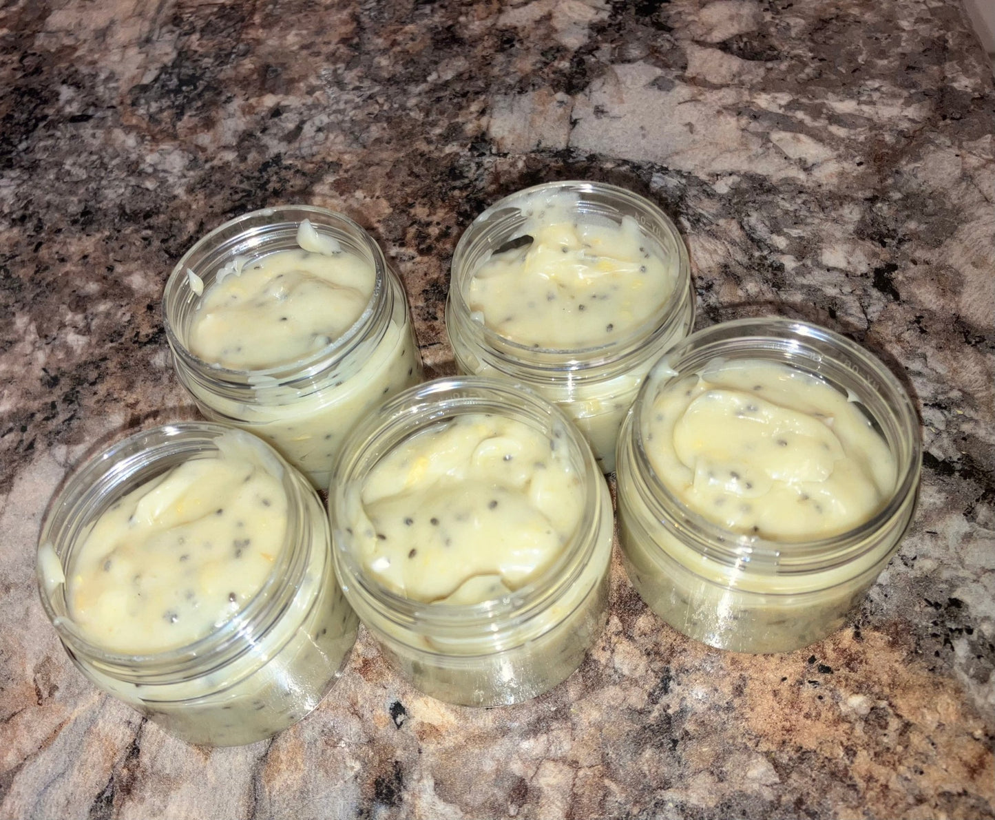 Chamomile vanilla chia lip balm - Handmadewithpurelove
